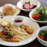 ノーザンホースパーク内K’sガーデンでいただく道内食材を使用したランチ