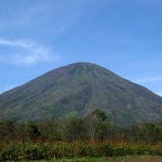 ニセコ羊蹄山（蝦夷富士）