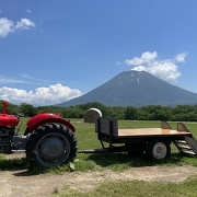 ニセコのミルク工房から眺めた羊蹄山（ようていざん）